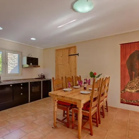 Holiday home Villas Guzman - Chirla